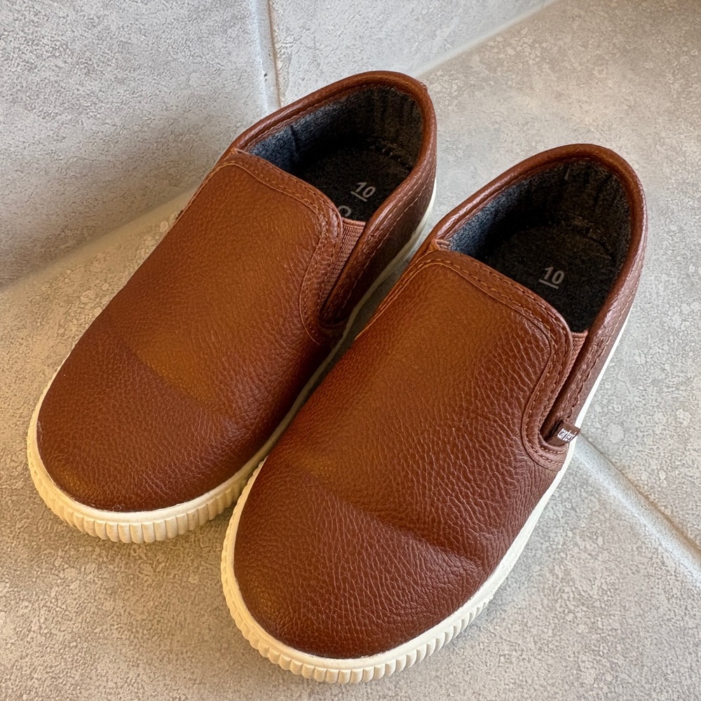 Carter’s Leather Slip On Loafers Boys Size 10